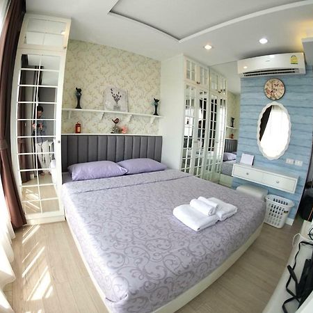 The Patio Bangsaen Apartment Bagian luar foto